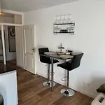 Jobostays - Urban Loft Innenstadt - Designerbad Und Balkon - 5 Min Zu Fuss Innenstadt Und Bahnhof - Aufzug - Highspeed Wlan - Vollkueche Mit Kaffeemaschine Und Spuelmaschine - Kontaktfreier Check-in Apartamento *