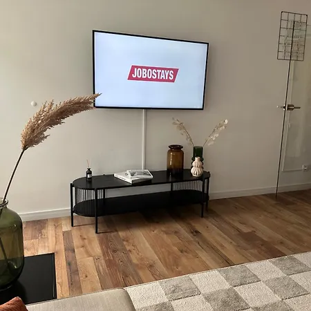 Appartement Jobostays - Urban Loft Innenstadt - Designerbad Und Balkon - 5 Min Zu Fuss Innenstadt Und Bahnhof - Aufzug - Highspeed Wlan - Vollkueche Mit Kaffeemaschine Und Spuelmaschine - Kontaktfreier Check-in