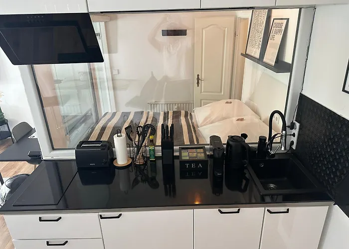 Lejlighed Jobostays - Urban Studio Loft Oldenburg Innenstadt - Designerbad Und Balkon - 5 Min Zu Fuss Innenstadt Und Bahnhof - Aufzug - Highspeed Wlan - Vollkueche Mit Kaffeemaschine Und Spuelmaschine - Kontaktfreier Check-In *