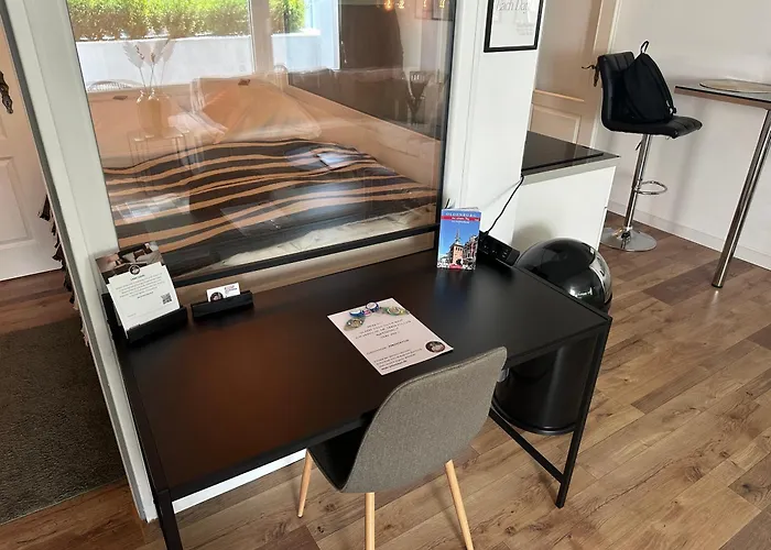 Lejlighed Jobostays - Urban Studio Loft Oldenburg Innenstadt - Designerbad Und Balkon - 5 Min Zu Fuss Innenstadt Und Bahnhof - Aufzug - Highspeed Wlan - Vollkueche Mit Kaffeemaschine Und Spuelmaschine - Kontaktfreier Check-In *